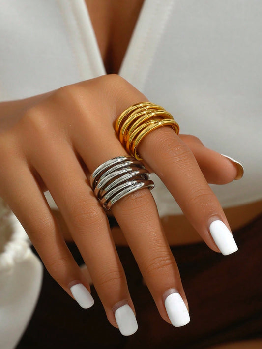 Simple layer ring.